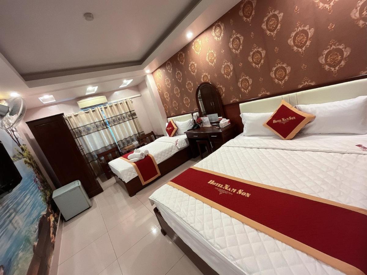 Khach San Nam Son Hotel Dong Khe Bagian luar foto