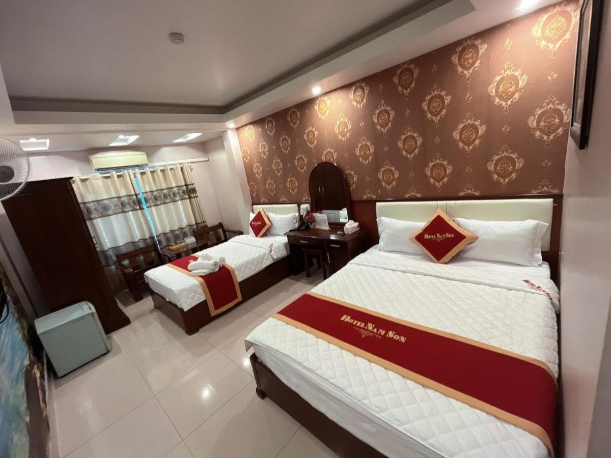 Khach San Nam Son Hotel Dong Khe Bagian luar foto