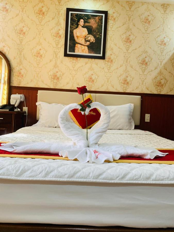 Khach San Nam Son Hotel Dong Khe Bagian luar foto