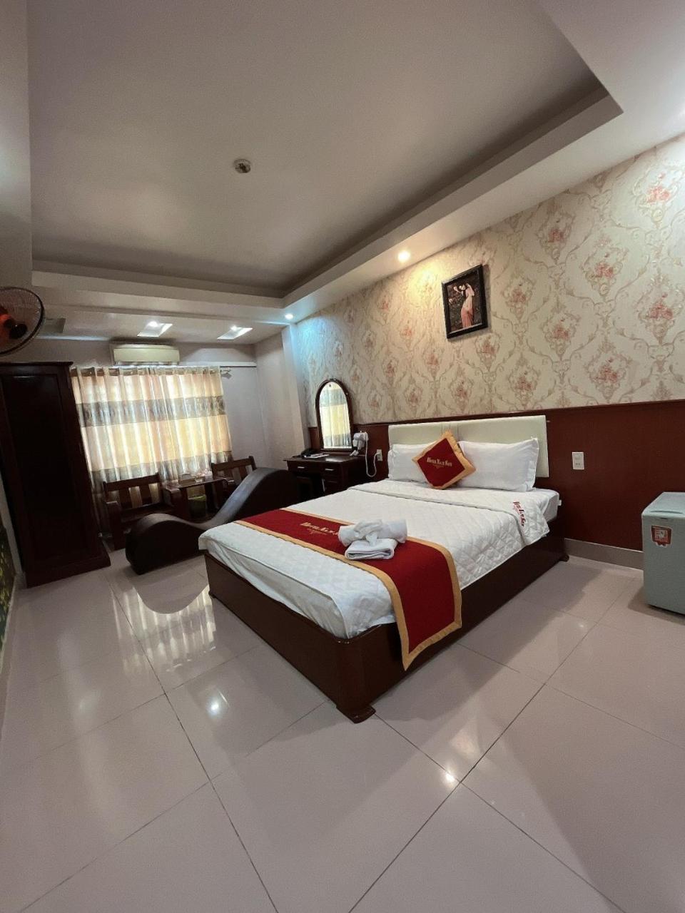 Khach San Nam Son Hotel Dong Khe Bagian luar foto
